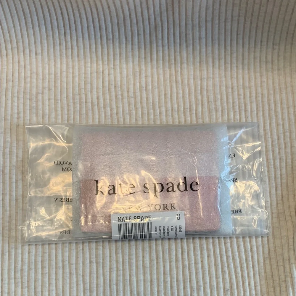 NWT - Kate Spade Madison Small Slim Card Holder in Terracotta Tile - Picture 16 of 16